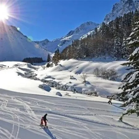 T2 Avec Parking Et Piscine - Proche Pistes, 4 Pers - - Fr-1-404-264 *